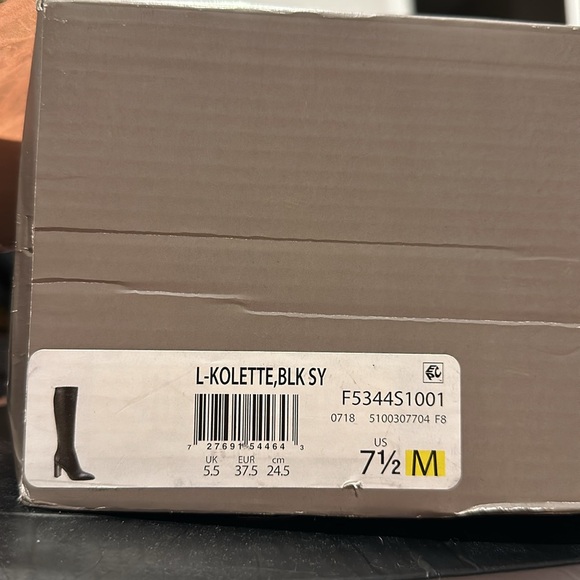 Katherine Knee High Boot - Picture 7 of 12